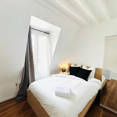 Welcome To Montmartre Apartment *
